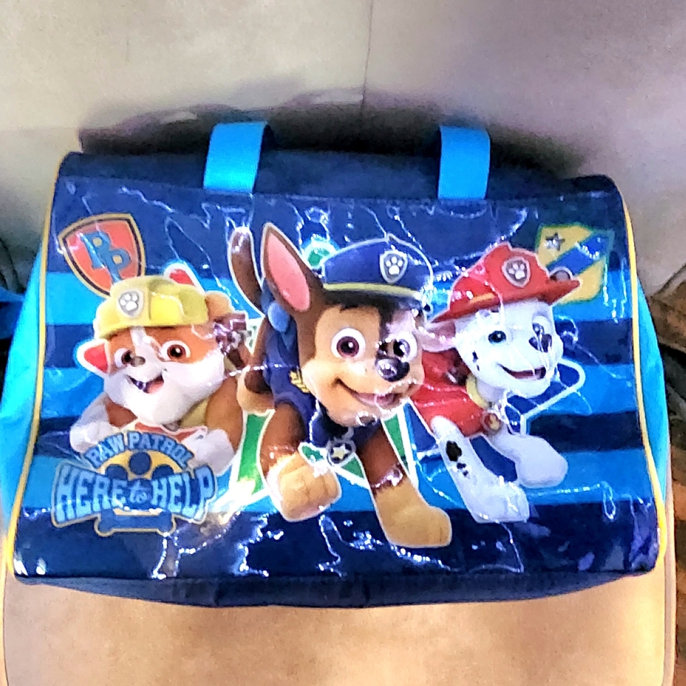 NWOT* PAW PATROL OVERNIGHT DUFFLE BAG